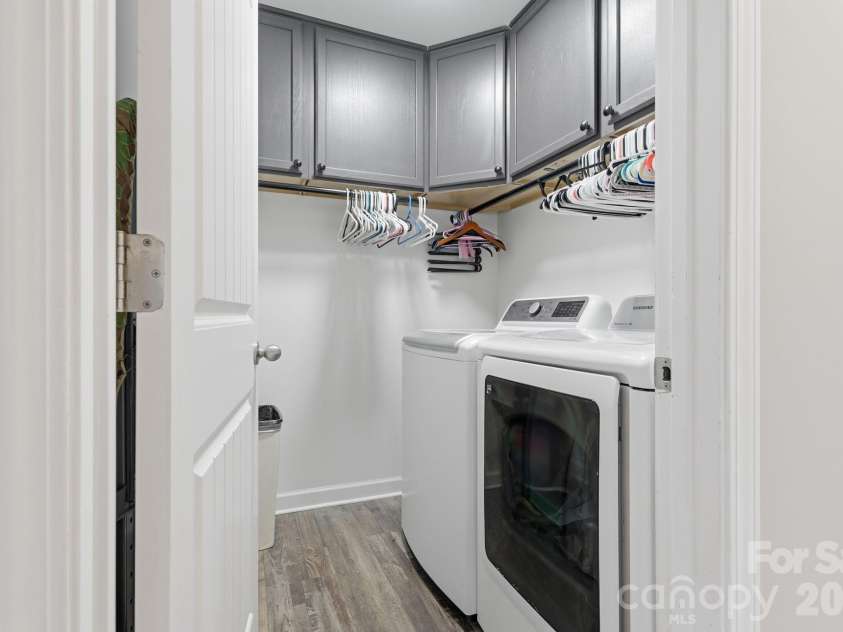 3119 Kelsey Plaza, Kannapolis, NC 28081.  MLS# CAR4373266, YatesRealty ID 20701. 