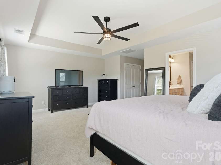 3119 Kelsey Plaza, Kannapolis, NC 28081.  MLS# CAR4373266, YatesRealty ID 20701. 