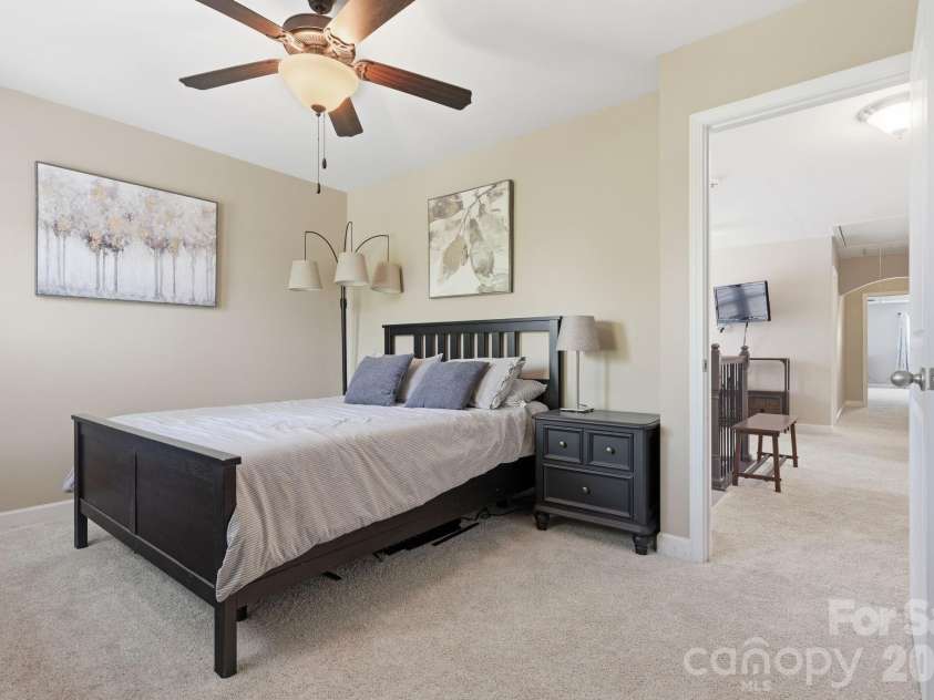 3119 Kelsey Plaza, Kannapolis, NC 28081.  MLS# CAR4373266, YatesRealty ID 20701. 