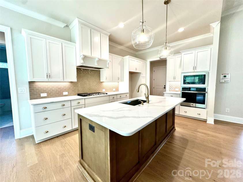 452 Voyager Lane, Concord, NC 28025.  MLS# CAR4378287, YatesRealty ID 20702. 