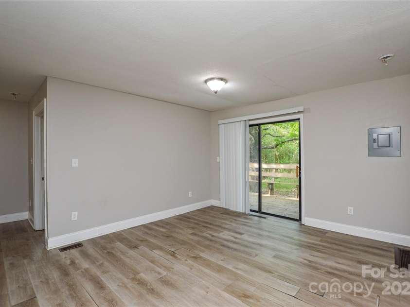 636 Forest Street, Concord, NC 28025.  MLS# CAR4270721, YatesRealty ID 20705. 