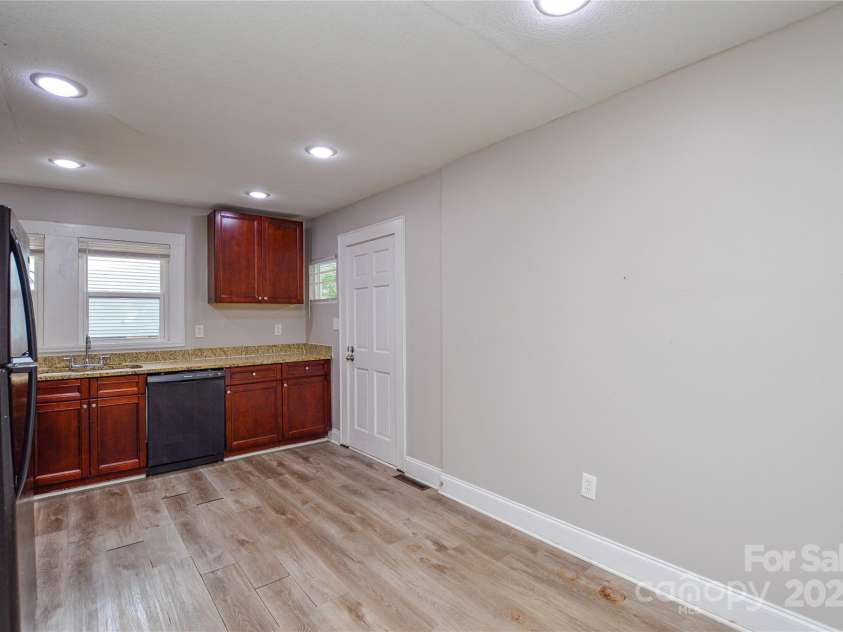 636 Forest Street, Concord, NC 28025.  MLS# CAR4270721, YatesRealty ID 20705. 