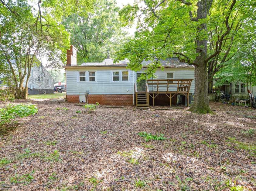 636 Forest Street, Concord, NC 28025.  MLS# CAR4270721, YatesRealty ID 20705. 