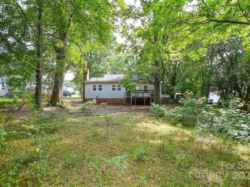 636 Forest Street, Concord, NC 28025.  MLS# CAR4270721, YatesRealty ID 20705. 