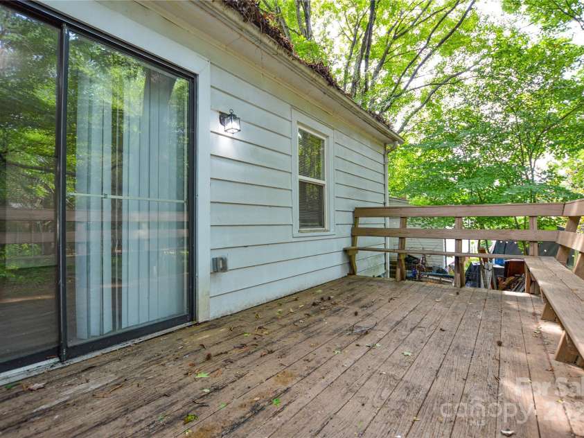 636 Forest Street, Concord, NC 28025.  MLS# CAR4270721, YatesRealty ID 20705. 