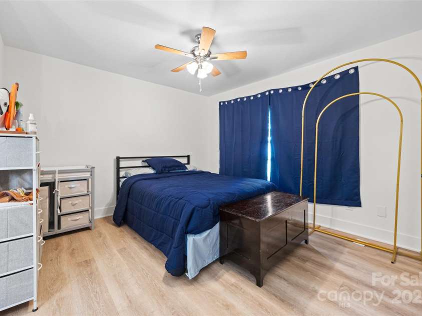 1009 Rainbow Circle, Catawba, SC 29704.  MLS# CAR4249464, YatesRealty ID 20706. Bedroom 3
