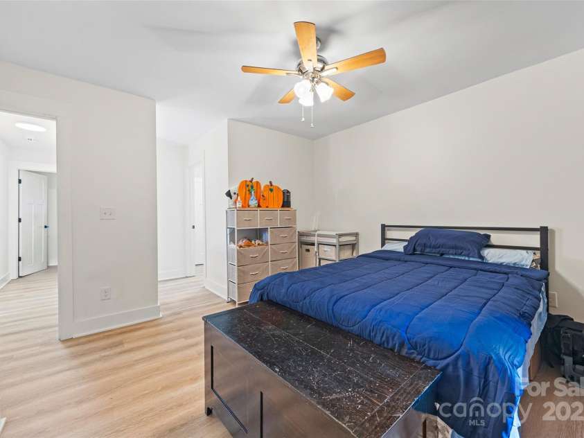 1009 Rainbow Circle, Catawba, SC 29704.  MLS# CAR4249464, YatesRealty ID 20706. Bedroom 3