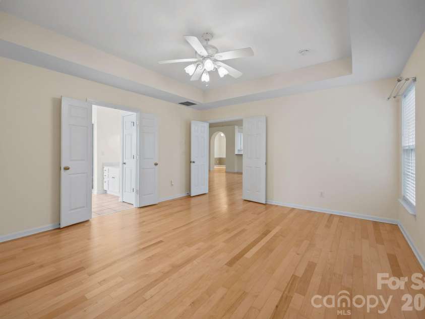 12602 Kemerton Lane, Huntersville, NC 28078.  MLS# CAR4356592, YatesRealty ID 20706. Primary Bedroom