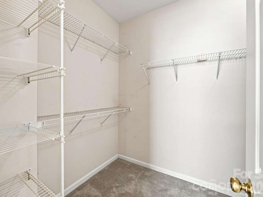 12602 Kemerton Lane, Huntersville, NC 28078.  MLS# CAR4416314, YatesRealty ID 20706. 