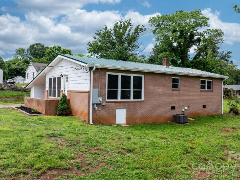 303 Ramsey Street, Morganton, NC 28655.  MLS# CAR4265263, YatesRealty ID 20707. 