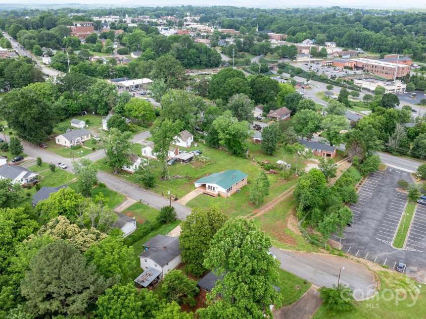 303 Ramsey Street, Morganton, NC 28655.  MLS# CAR4265263, YatesRealty ID 20707. 