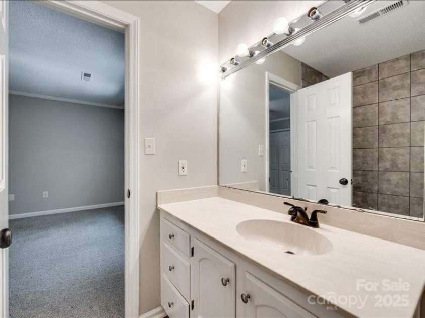 1529 Covenant Place, Rock Hill, SC 29732.  MLS# CAR4271636, YatesRealty ID 20709. Bedroom