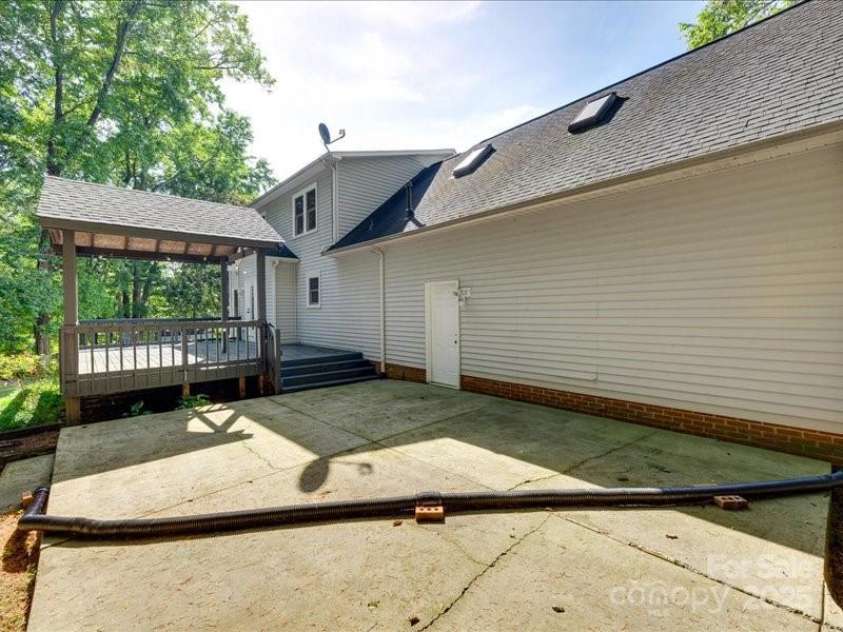 1529 Covenant Place, Rock Hill, SC 29732.  MLS# CAR4271636, YatesRealty ID 20709. Patio Area
