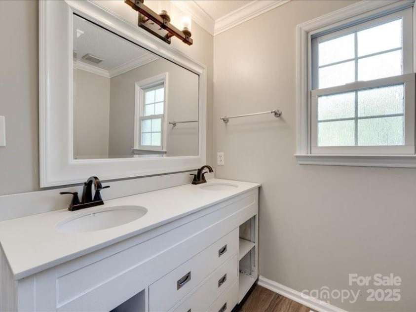 1529 Covenant Place, Rock Hill, SC 29732.  MLS# CAR4271636, YatesRealty ID 20709. Primary Bathroom