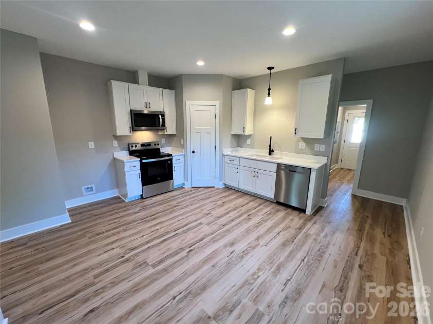 310 Coble Avenue, Albemarle, NC 28001.  MLS# CAR4379673, YatesRealty ID 20709. Kitchen/Dining