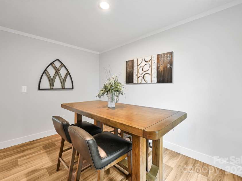 290 Appalachian Way, Mars Hill, NC 28754.  MLS# CAR4284149, YatesRealty ID 2071. 