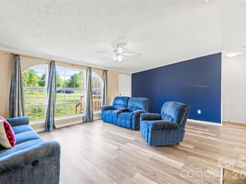108 Ashland Court, Shelby, NC 28150.  MLS# CAR4368946, YatesRealty ID 20711. 