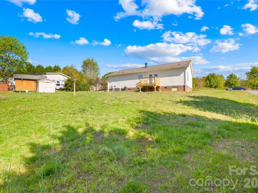 108 Ashland Court, Shelby, NC 28150.  MLS# CAR4368946, YatesRealty ID 20711. 
