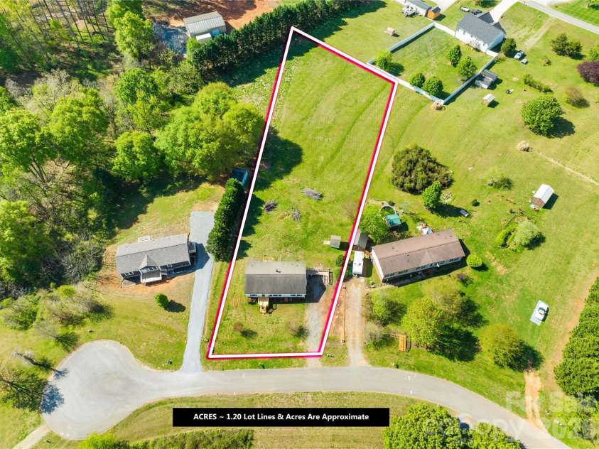 108 Ashland Court, Shelby, NC 28150.  MLS# CAR4368946, YatesRealty ID 20711. 