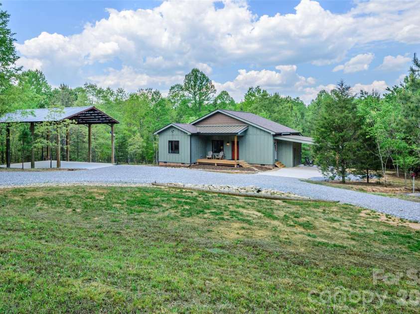 107 Dakota Drive, Rutherfordton, NC 28139.  MLS# CAR4374833, YatesRealty ID 20712. 