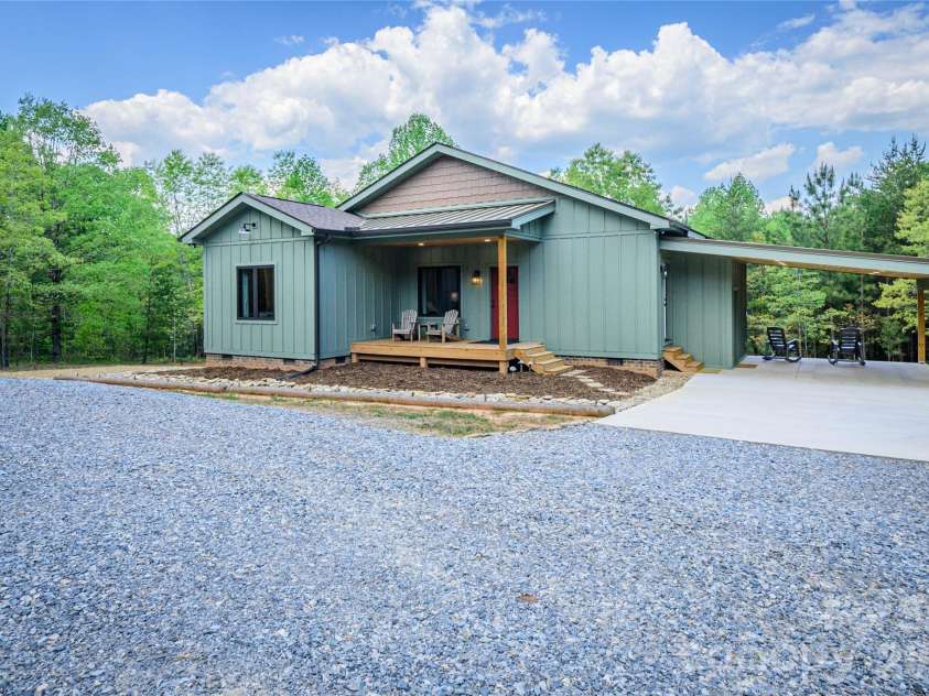 107 Dakota Drive, Rutherfordton, NC 28139.  MLS# CAR4374833, YatesRealty ID 20712. 