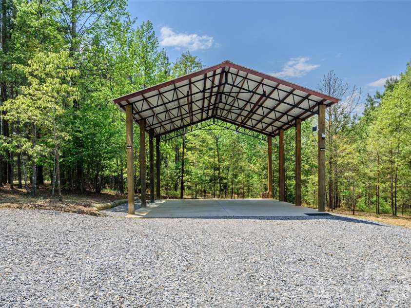107 Dakota Drive, Rutherfordton, NC 28139.  MLS# CAR4374833, YatesRealty ID 20712. 