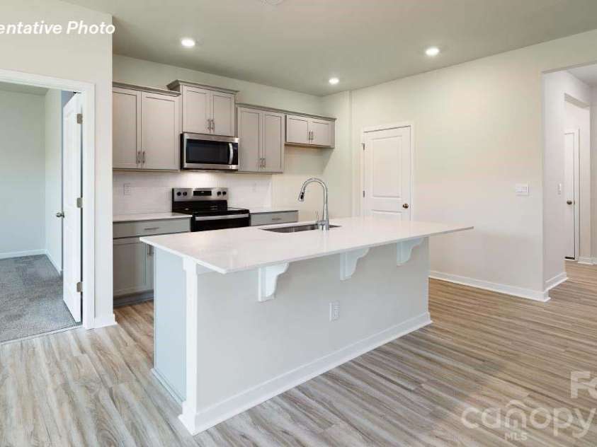 443 Brinkley Drive, Kings Mountain, NC 28086.  MLS# CAR4372571, YatesRealty ID 20713. 
