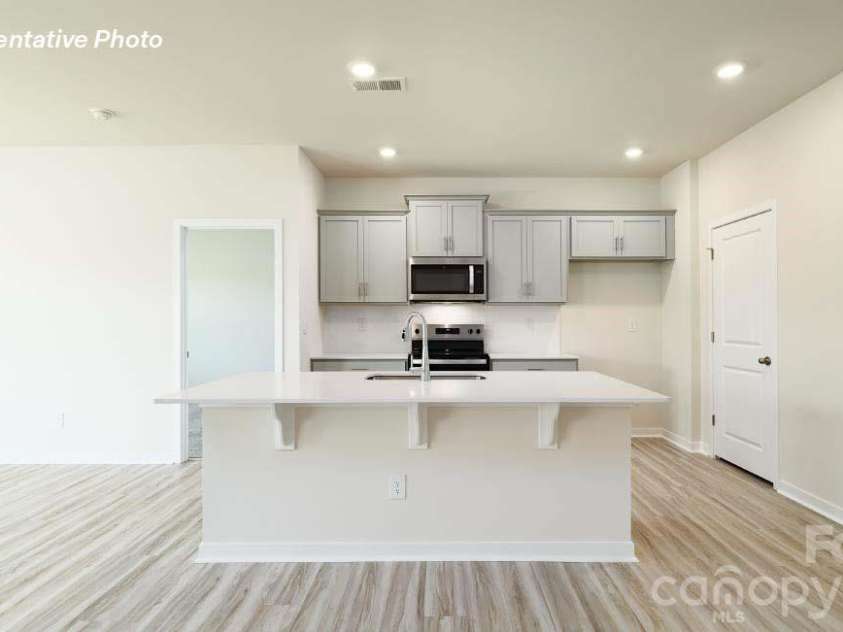 443 Brinkley Drive, Kings Mountain, NC 28086.  MLS# CAR4372571, YatesRealty ID 20713. 