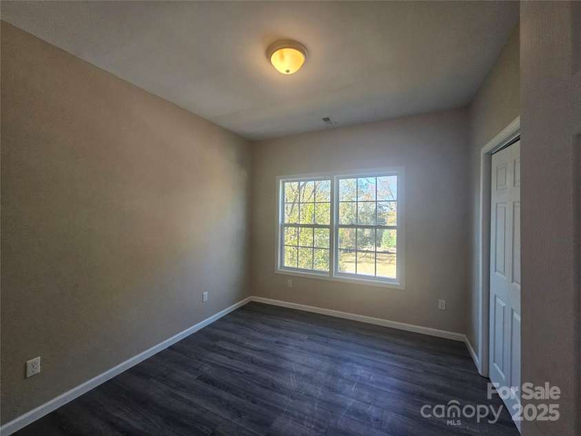 106 Steinkuhler Street, Chester, SC 29706.  MLS# CAR4319026, YatesRealty ID 20714. 