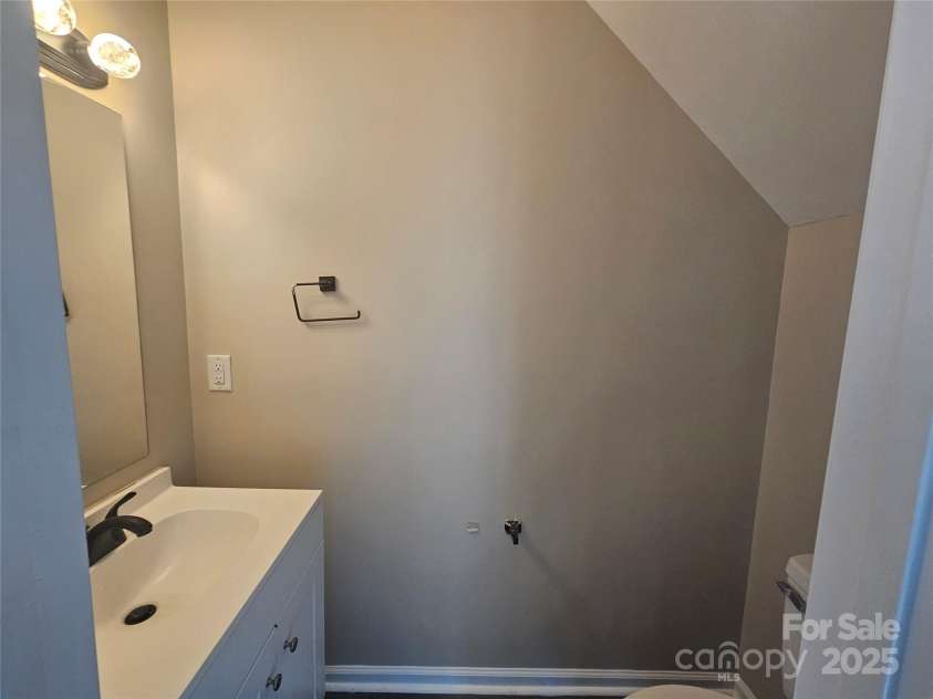 106 Steinkuhler Street, Chester, SC 29706.  MLS# CAR4319026, YatesRealty ID 20714. 