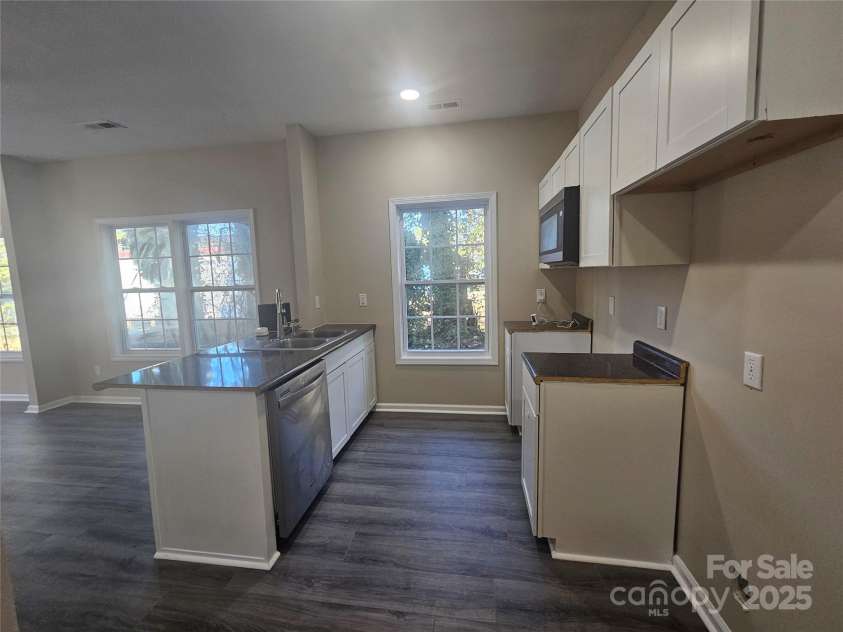 106 Steinkuhler Street, Chester, SC 29706.  MLS# CAR4319026, YatesRealty ID 20714. 