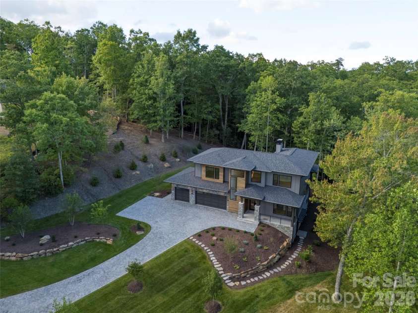 163 Stonefly Drive, Horse Shoe, NC 28742.  MLS# CAR4398178, YatesRealty ID 20715. 
