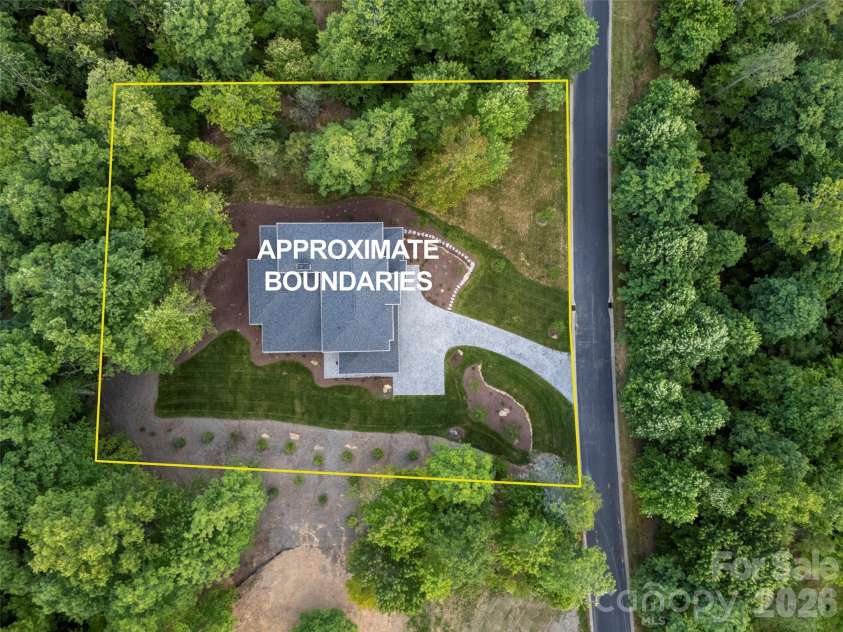 163 Stonefly Drive, Horse Shoe, NC 28742.  MLS# CAR4398178, YatesRealty ID 20715. 