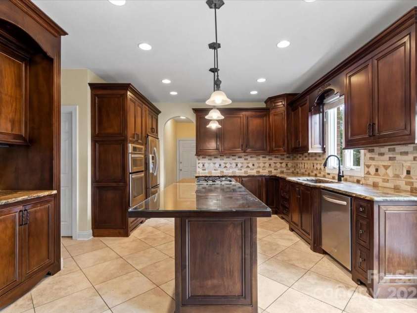 11917 Chevis Court, Charlotte, NC 28277.  MLS# CAR4250951, YatesRealty ID 20716. 