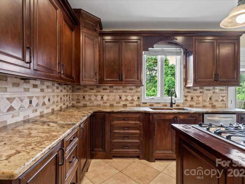 11917 Chevis Court, Charlotte, NC 28277.  MLS# CAR4250951, YatesRealty ID 20716. 
