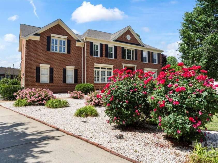 11917 Chevis Court, Charlotte, NC 28277.  MLS# CAR4250951, YatesRealty ID 20716. 