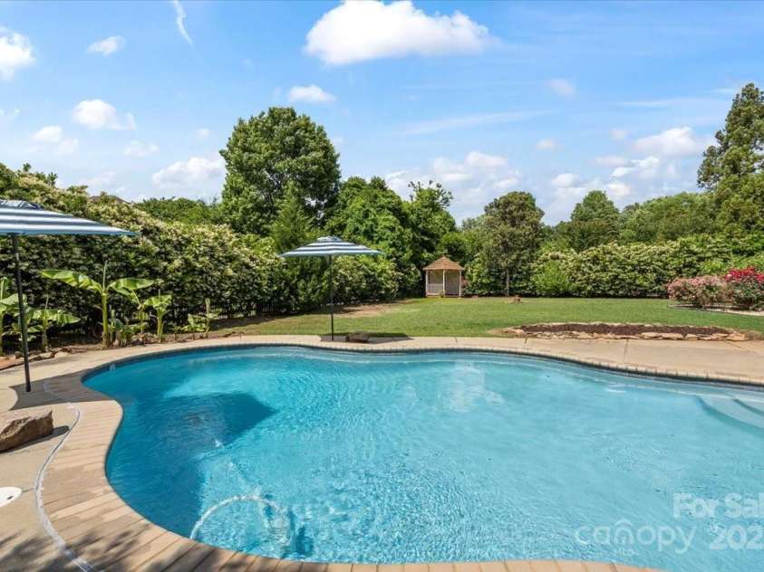 11917 Chevis Court, Charlotte, NC 28277.  MLS# CAR4250951, YatesRealty ID 20716. In-Ground Swimming Pool