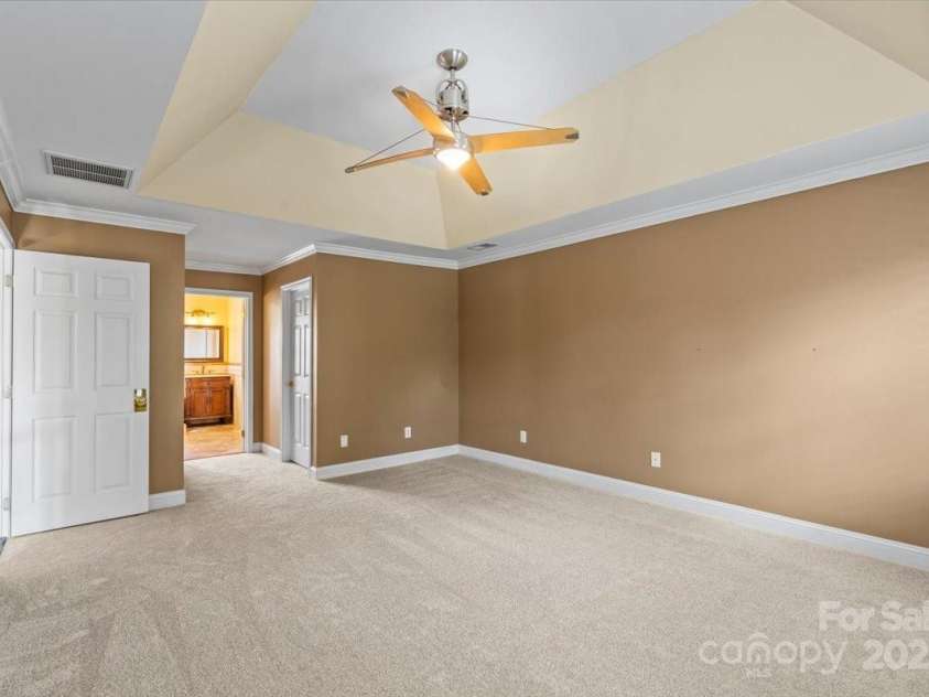 11917 Chevis Court, Charlotte, NC 28277.  MLS# CAR4250951, YatesRealty ID 20716. Primary Bedroom