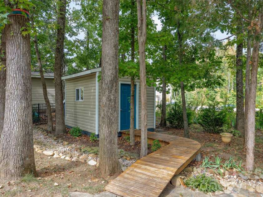 1576 Abercorn Street, Concord, NC 28027.  MLS# CAR4300273, YatesRealty ID 20716. 