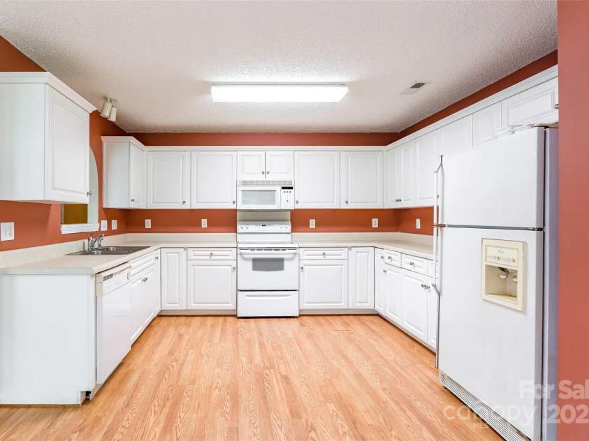 2363 Sanderling Drive, Rock Hill, SC 29732.  MLS# CAR4266989, YatesRealty ID 20717. 