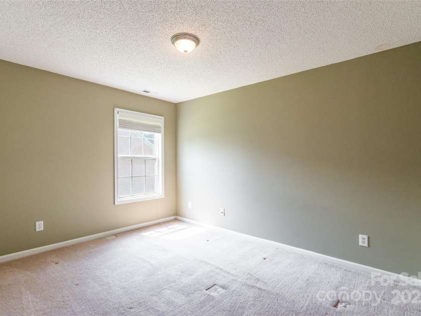 2363 Sanderling Drive, Rock Hill, SC 29732.  MLS# CAR4266989, YatesRealty ID 20717. 
