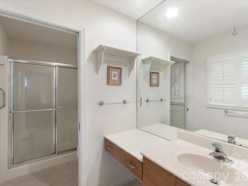 108 Bridgette Loop Road, Hendersonville, NC 28791.  MLS# CAR4378689, YatesRealty ID 20719. Primary Bathroom