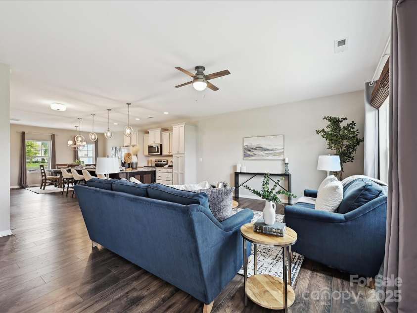 2017 New Hope Branch Way, Belmont, NC 28012.  MLS# CAR4261316, YatesRealty ID 20719. 