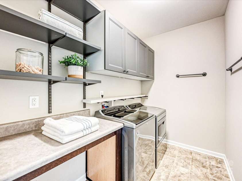 2017 New Hope Branch Way, Belmont, NC 28012.  MLS# CAR4261316, YatesRealty ID 20719. Laundry Room on Main Level