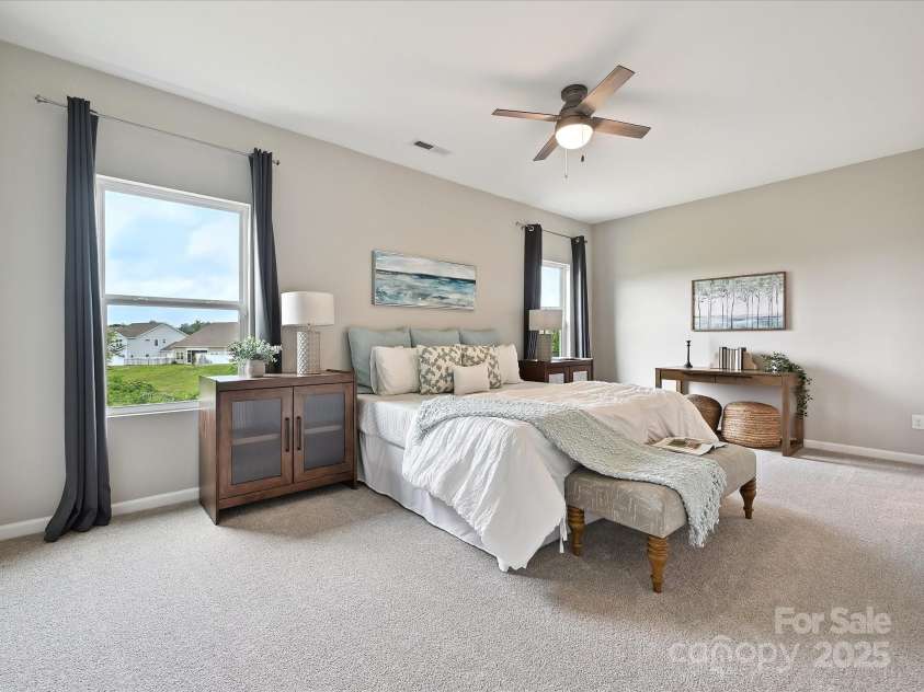 2017 New Hope Branch Way, Belmont, NC 28012.  MLS# CAR4261316, YatesRealty ID 20719. Primary Suite