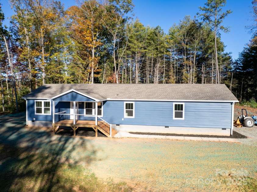 262 Appalachian Way, Mars Hill, NC 28754.  MLS# CAR4313514, YatesRealty ID 2072. 