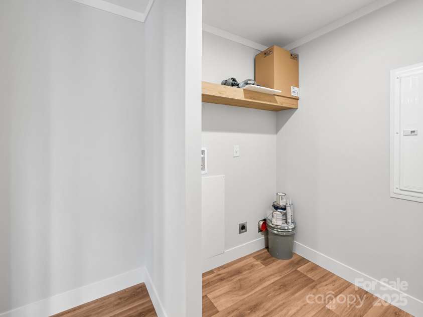 262 Appalachian Way, Mars Hill, NC 28754.  MLS# CAR4313514, YatesRealty ID 2072. 