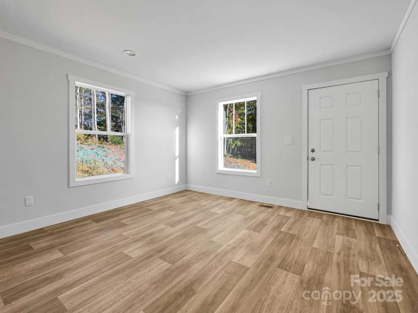 262 Appalachian Way, Mars Hill, NC 28754.  MLS# CAR4313514, YatesRealty ID 2072. 