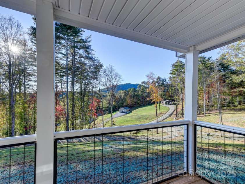 262 Appalachian Way, Mars Hill, NC 28754.  MLS# CAR4313514, YatesRealty ID 2072. 
