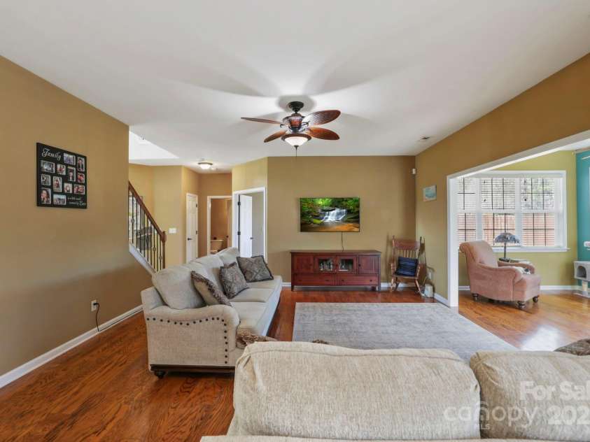 243 Wildbriar Road, Fletcher, NC 28732.  MLS# CAR4240300, YatesRealty ID 20721. 